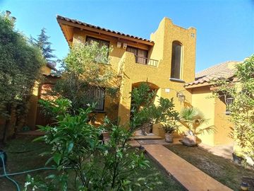 Casa en Venta en Francisco Otta / Consistorial / El Valle
