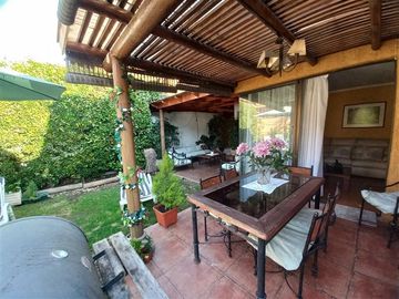 Casa en Venta en Francisco Otta / Consistorial / El Valle