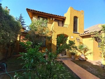 Casa en Venta en Francisco Otta / Consistorial / El Valle