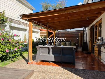 Casa en Venta en La Loma Oriente / Rojas Magallanes / La Florida Alto