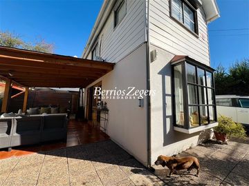 Casa en Venta en La Loma Oriente / Rojas Magallanes / La Florida Alto
