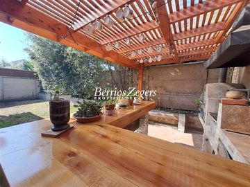 Casa en Venta en VALENZUELA PUELMA /ALVARO CASANOVA