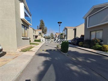 Casa en Venta en VALENZUELA PUELMA /ALVARO CASANOVA