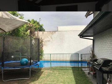 Casa en Venta en Av.Tomas Moro.
