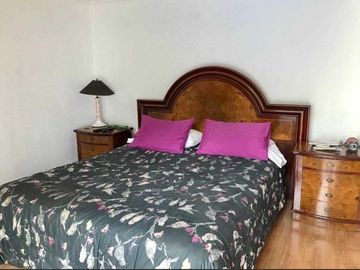 Casa en Venta en Av.Tomas Moro.