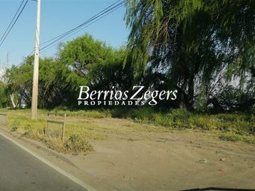 Industrial en Venta en Avenida Américo Vespucio
