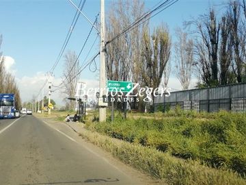 Industrial en Venta en Avenida Américo Vespucio