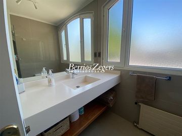 Casa en Venta en Manuel Guzmán Maturana