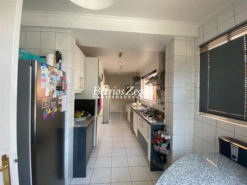 Casa en Venta en Manuel Guzmán Maturana