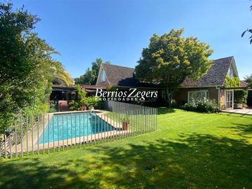 Casa en Venta en Manuel Guzmán Maturana