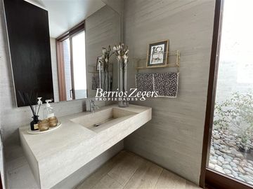 Casa en Venta en Valle Escondido