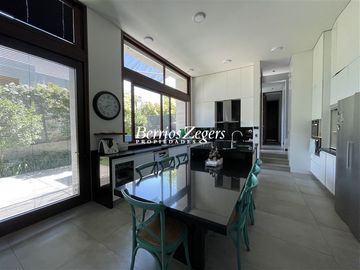 Casa en Venta en Valle Escondido