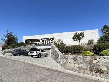 Casa en Venta en Valle Escondido