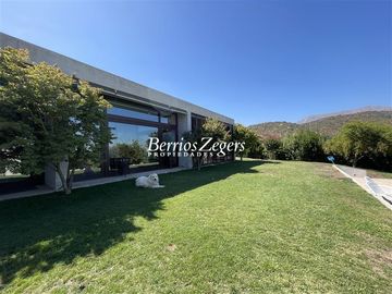 Casa en Venta en Valle Escondido