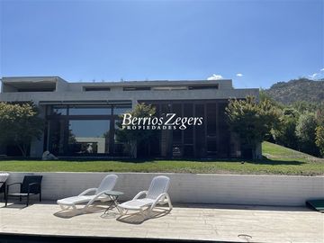 Casa en Venta en Valle Escondido