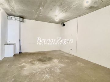 Oficina en Venta en Sector Centro Moderno Local Comercial