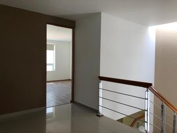 Casa en Venta, Cumbres del Lago