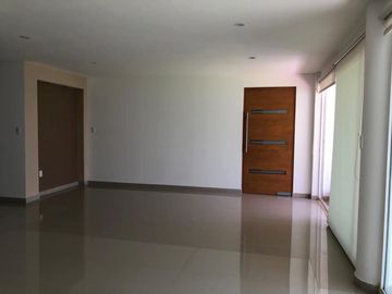 Casa en Venta, Cumbres del Lago
