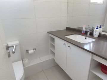 Casa en Venta en MARIANO SANCHEZ FONTECILLA/PARQUE COUSIÑO MACUL
