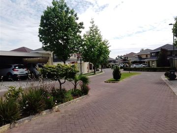 Casa en Venta en MATIAS COUSIÑO /ALTOS DEL PARQUE