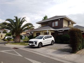 Casa en Venta en MATIAS COUSIÑO /ALTOS DEL PARQUE