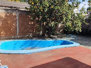 SE VENDE O ARRIENDA  CASA EN CONSTITUCIÓN