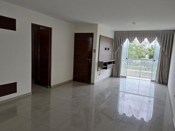 VENDO DEPARTAMENTO EN CARABAYLLO CON COCHERA