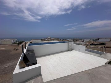 VENDO CASA DE PLAYA EN CERRO AZUL, CONDOMINIO LA HONDA