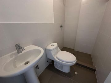 DEPARTAMENTO DE ESTRENO EN SAN MIGUEL, A UN PASO DEL MALECÓN