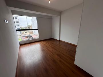 DEPARTAMENTO DE ESTRENO EN SAN MIGUEL, A UN PASO DEL MALECÓN