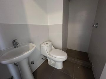 DEPARTAMENTO DE ESTRENO EN SAN MIGUEL, A UN PASO DEL MALECÓN