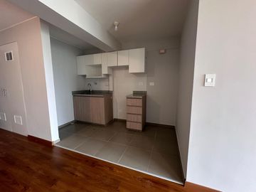DEPARTAMENTO DE ESTRENO EN SAN MIGUEL, A UN PASO DEL MALECÓN