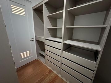 VENTA DE DEPARTAMENTO MODERNO EN SAN ISIDRO