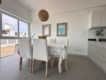 VENDO DEPARTAMENTO DE 3 PISOS EN SANTA MARIA DEL MAR