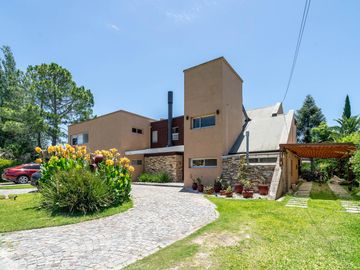 Casa en Nautico Escobar