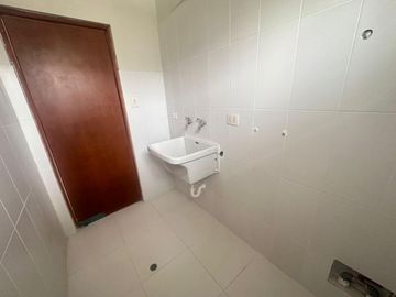 VENDO DEPARTAMENTO EN SAN BARTOLO CON COCHERA