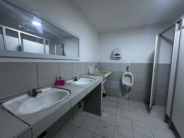 ALQUILER DE ALMACEN INDUSTRIAL EN ATE VITARTE