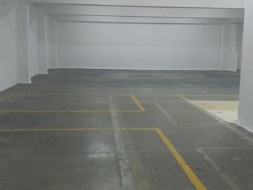 ALQUILER DE ALMACEN INDUSTRIAL EN ATE VITARTE