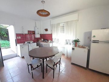 PH 3 Ambientes + espacio de cochera