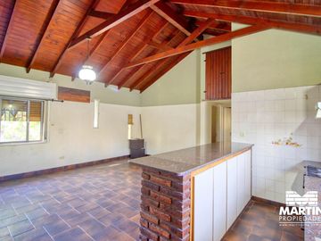 Chalet en venta apto crédito - Para dos familias, en dos plantas - Munro