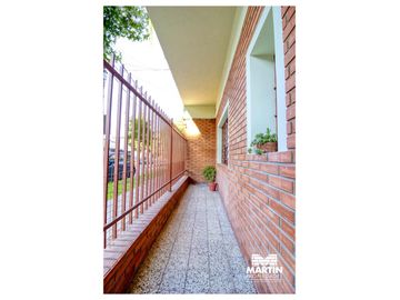 Chalet en venta apto crédito - Para dos familias, en dos plantas - Munro