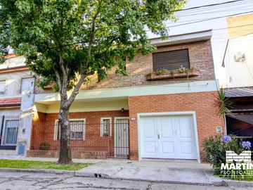 Chalet en venta apto crédito - Para dos familias, en dos plantas - Munro
