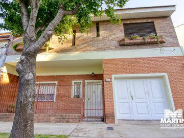 Chalet en venta apto crédito - Para dos familias, en dos plantas - Munro