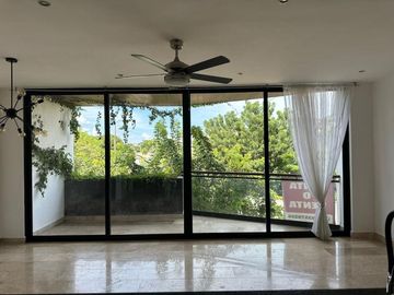 Venta y renta de departamento en torre dentro de privada con amenidades