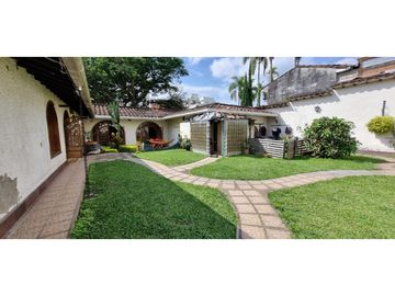 HERMOSA CASA  ALAMOS EN PEREIRA