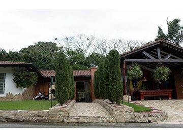 VENDO HERMOSA CASA EN SECTOR EL TIGRE CERRITOS