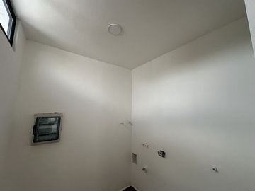 Casa en venta en Real Montejo, de Un piso, 3 rec, 3 baños, alberca