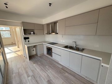 Departamento semipiso 4 ambientes en venta en Villa Devoto