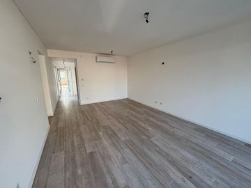Departamento semipiso 4 ambientes en venta en Villa Devoto