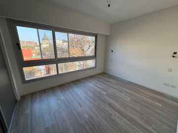 Departamento semipiso 4 ambientes en venta en Villa Devoto